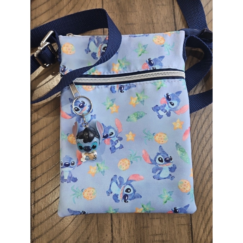 Disney Loungefly Bag Lilo & Stitch Blue Floral Crossbody Passport Zip Charm - Picture 2 of 11